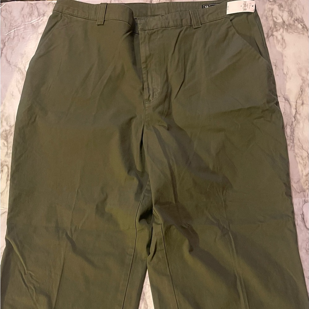 GAP Women’s Straight Up Khakis
